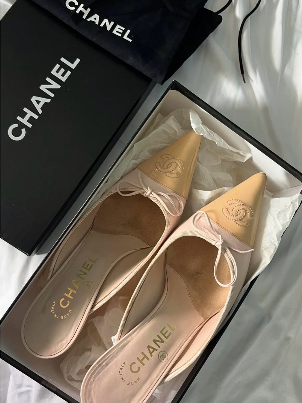 Vintage Chanel Women's nude beige and tan Patent Leather Slingback Heel Mules